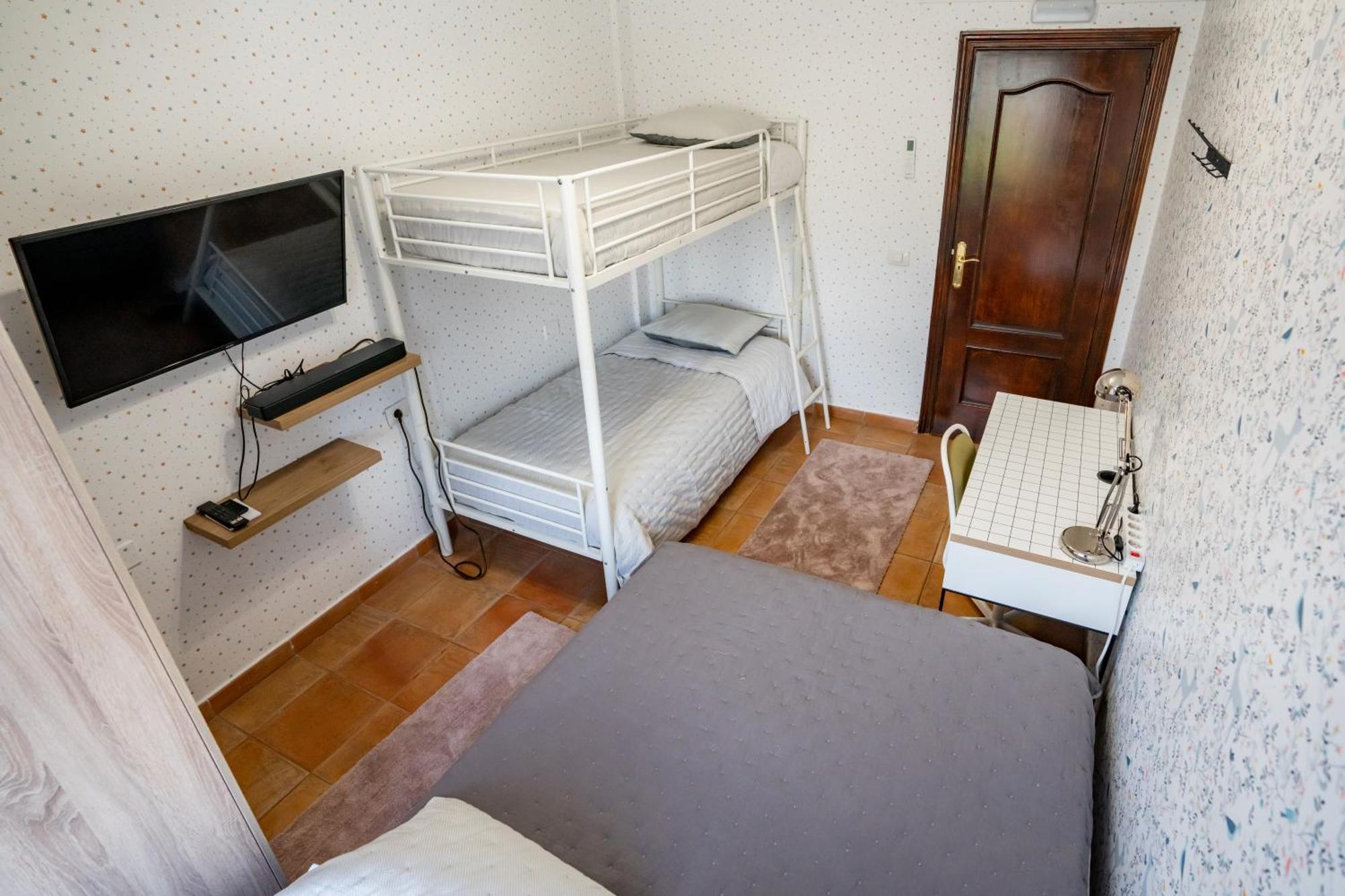 Casa Julio - Alcala Complete Coastal Retreat - Entire Apartment - 3 Min Walk From The Ocean - Shared Entrance With Host Dış mekan fotoğraf