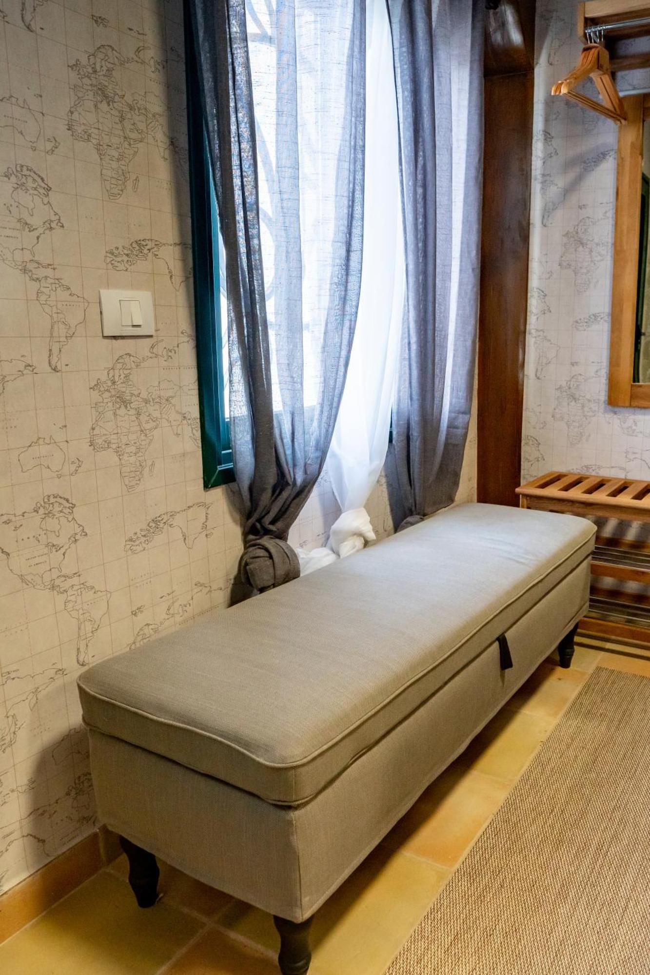 Casa Julio - Alcala Complete Coastal Retreat - Entire Apartment - 3 Min Walk From The Ocean - Shared Entrance With Host Dış mekan fotoğraf