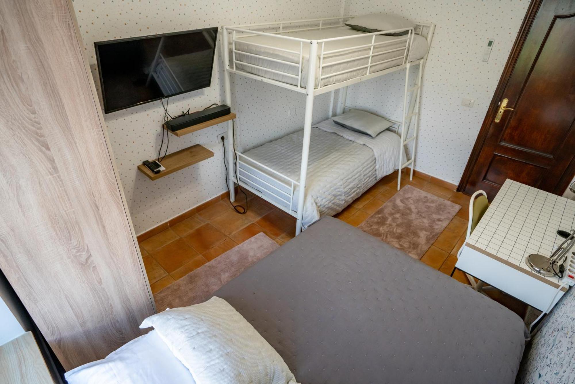 Casa Julio - Alcala Complete Coastal Retreat - Entire Apartment - 3 Min Walk From The Ocean - Shared Entrance With Host Dış mekan fotoğraf